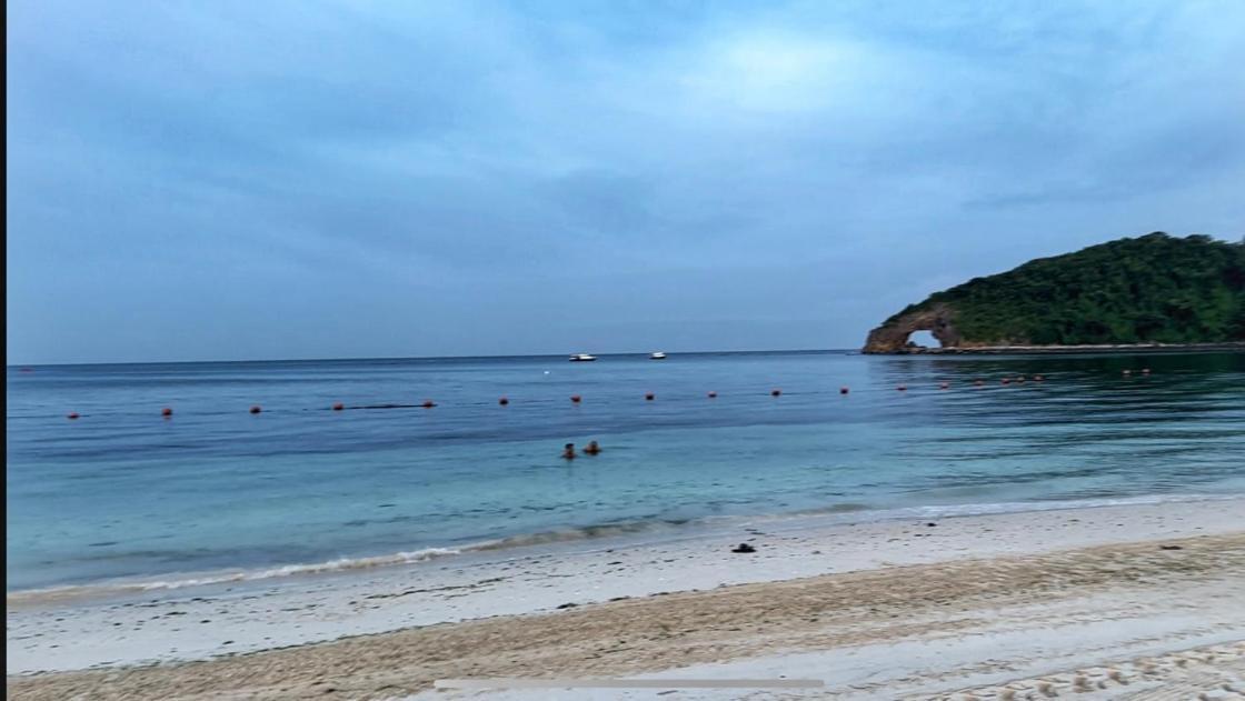 Coral Edge @ Boracay Newcoast Διαμέρισμα Yapak Εξωτερικό φωτογραφία